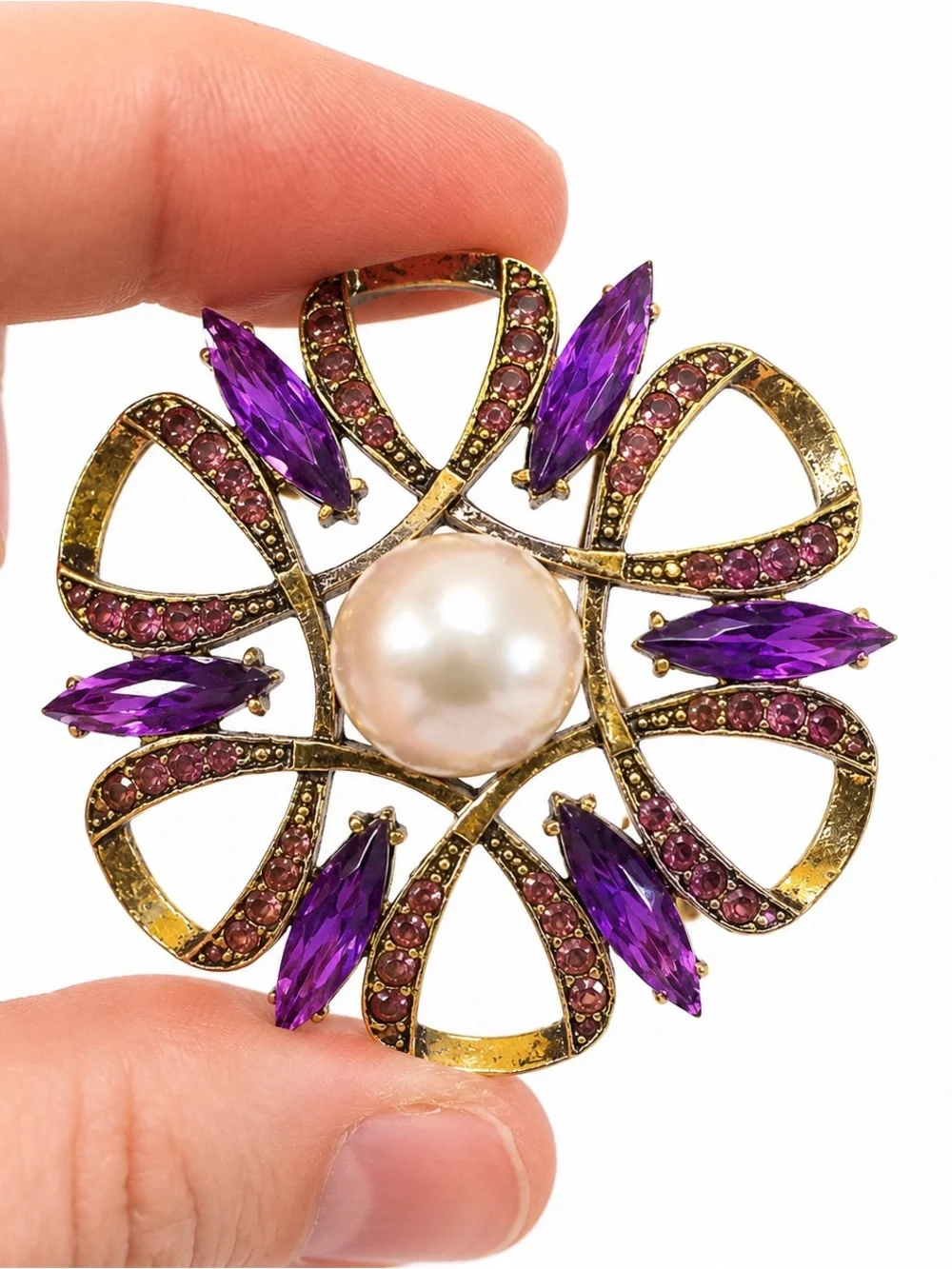 Gold Tone Faux Pearl & Purple‎ Rhinestone Statement Brooch NEW. VTG Style